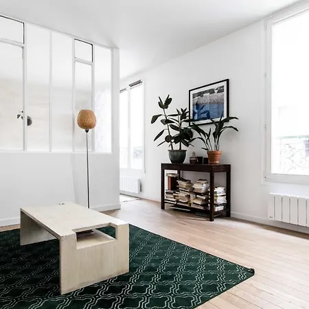 Charming Studio In The Heart Of Montmartre Parigi